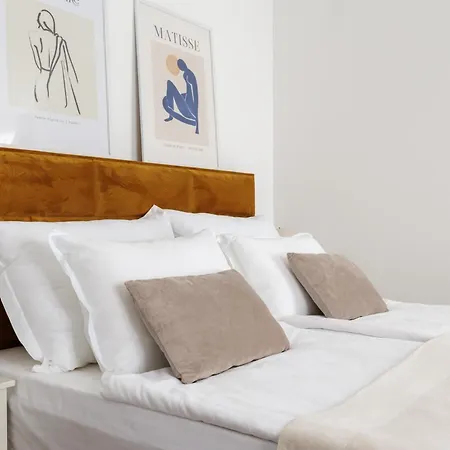 Barbara Ii - Luxury With Balcony Pensjonat 3*