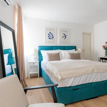 Barbara Ii - Luxury With Balcony Pensjonat 3*