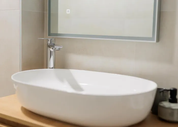 Barbara Ii - Luxury With Balcony 3*